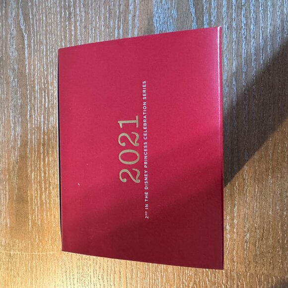 Hallmark 2021 Ornament Aurora from Disney Princess Celebration 2nd in Series - Picture 3 of 5